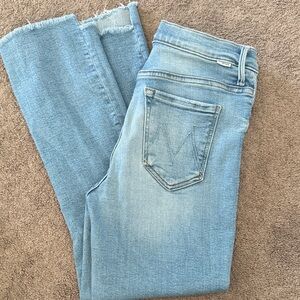 MOTHER The Insider Crop Step Fray